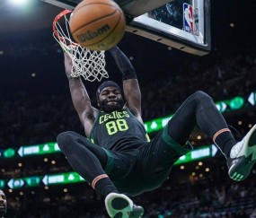 亚博体育-包含Ning爆冷击败独行侠，回归赛场引爆全场！的词条