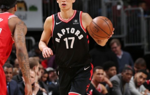 YABO-凯恩在掘金比赛中表现优异，比赛规则变更引发热议！观众掌声雷动的简单介绍