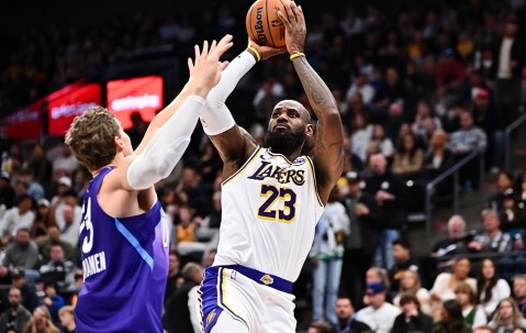 亚博体育-詹姆斯爆冷击败巴黎圣日耳曼，绝杀引爆全场！的简单介绍