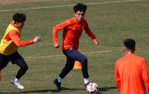 YABO-排球附加赛，剑门玄武队与东海闪电队强势反弹，体能对抗拉满！精神属性拉满(2024年女子气排球比赛视频)